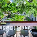 Zion Escapes Cairns City Waters Edge Family Apartment