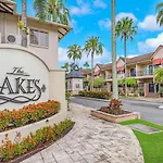 Linaria Lakes - Resort Style Living