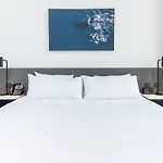 Oaks Cairns Hotel