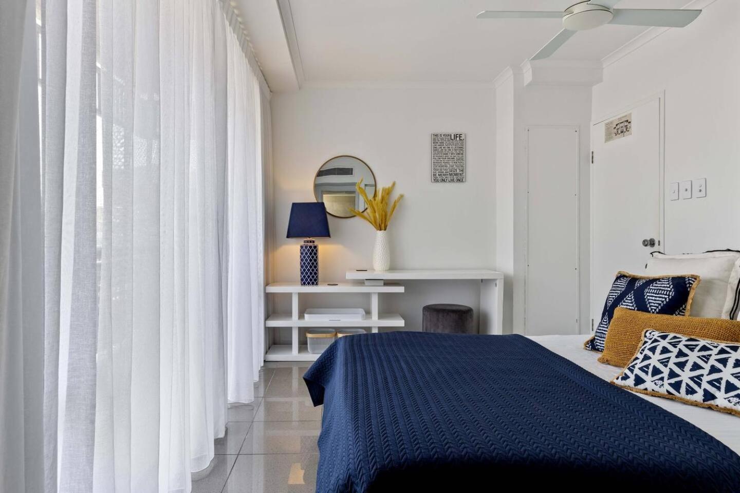 The Abbott—a Sea-swept Esplanade Abode Apartment