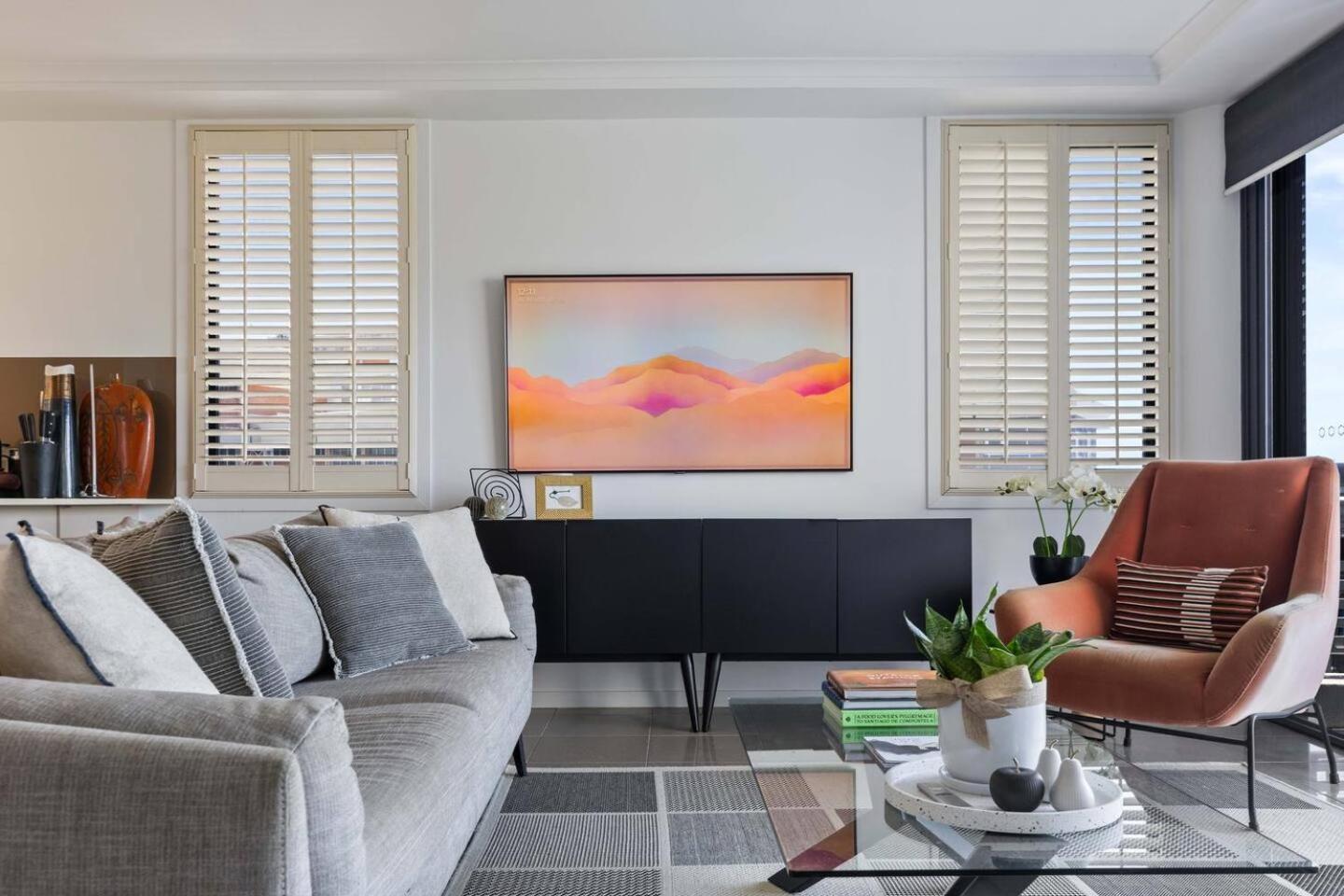 The Abbott—a Sea-swept Esplanade Abode Cairns