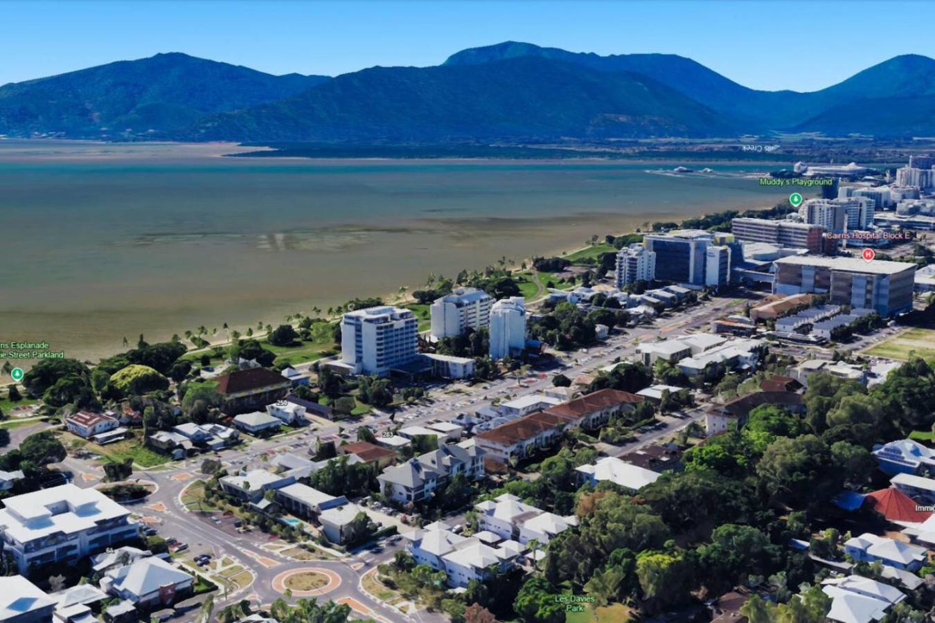 Apartment Tropicana Boutique - 6 Cairns