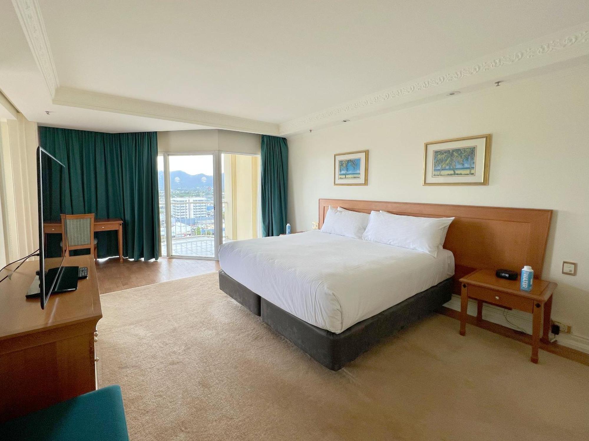 Pullman International Hotel Cairns