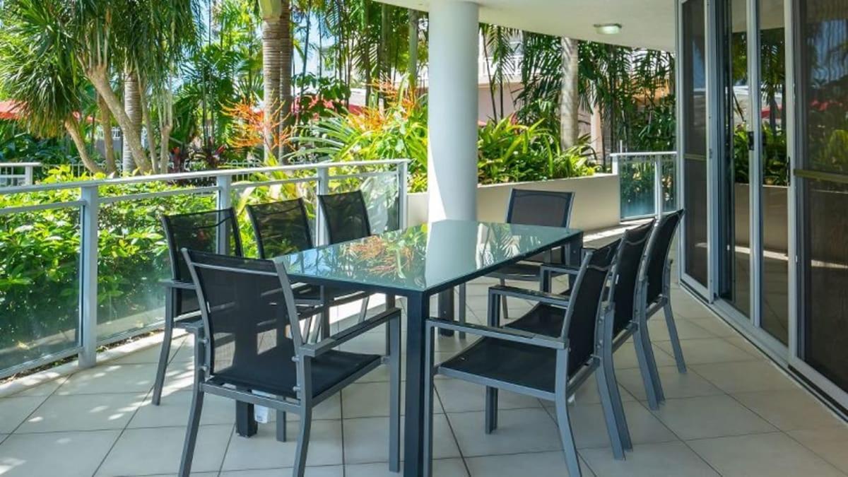 Vision 5* Cairns