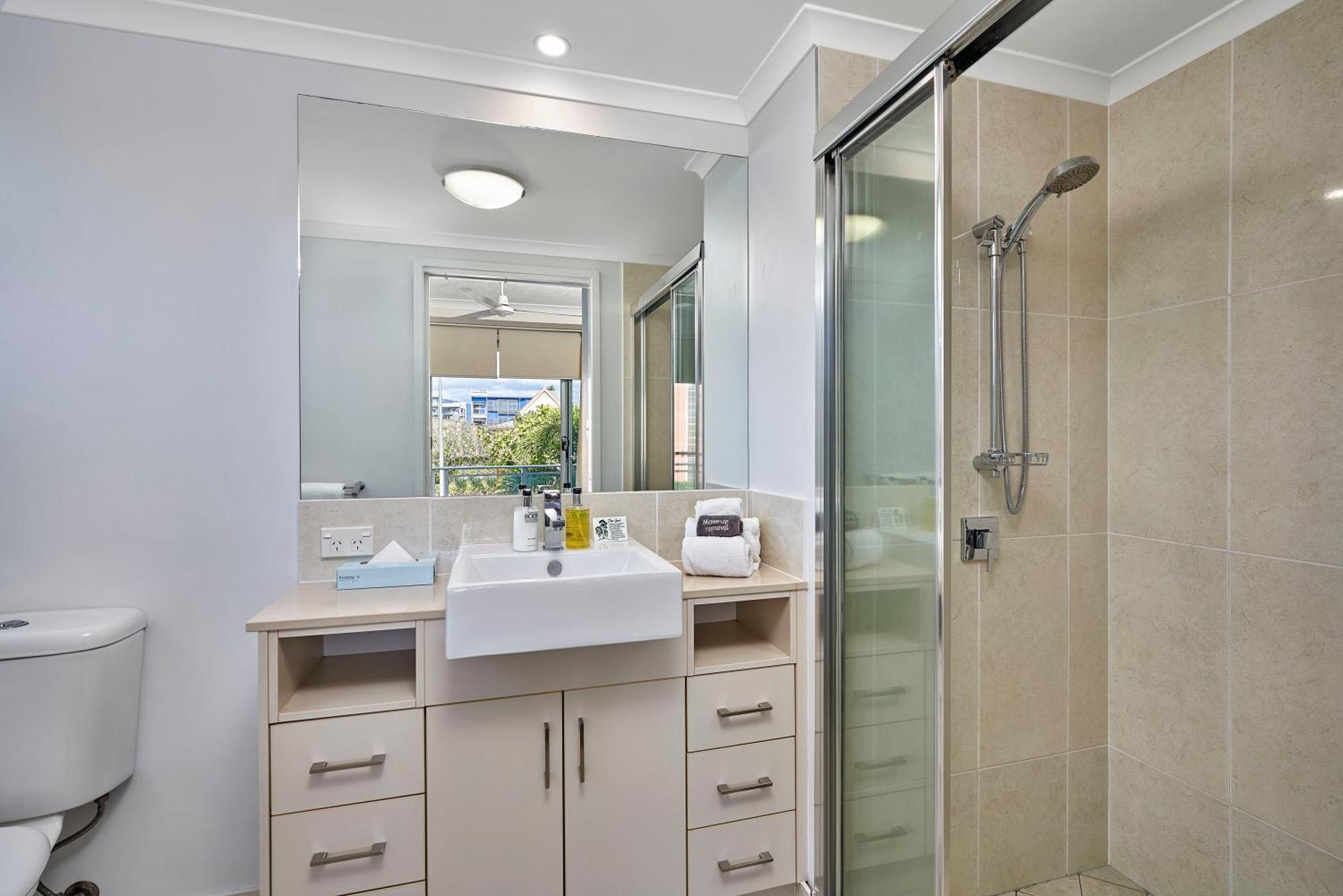 Vision Cairns
