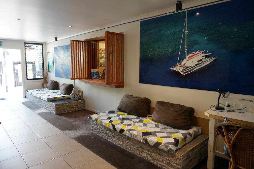 Globetrotters International Hostel *