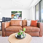 1007 Harbour Lights With Ocean Views
