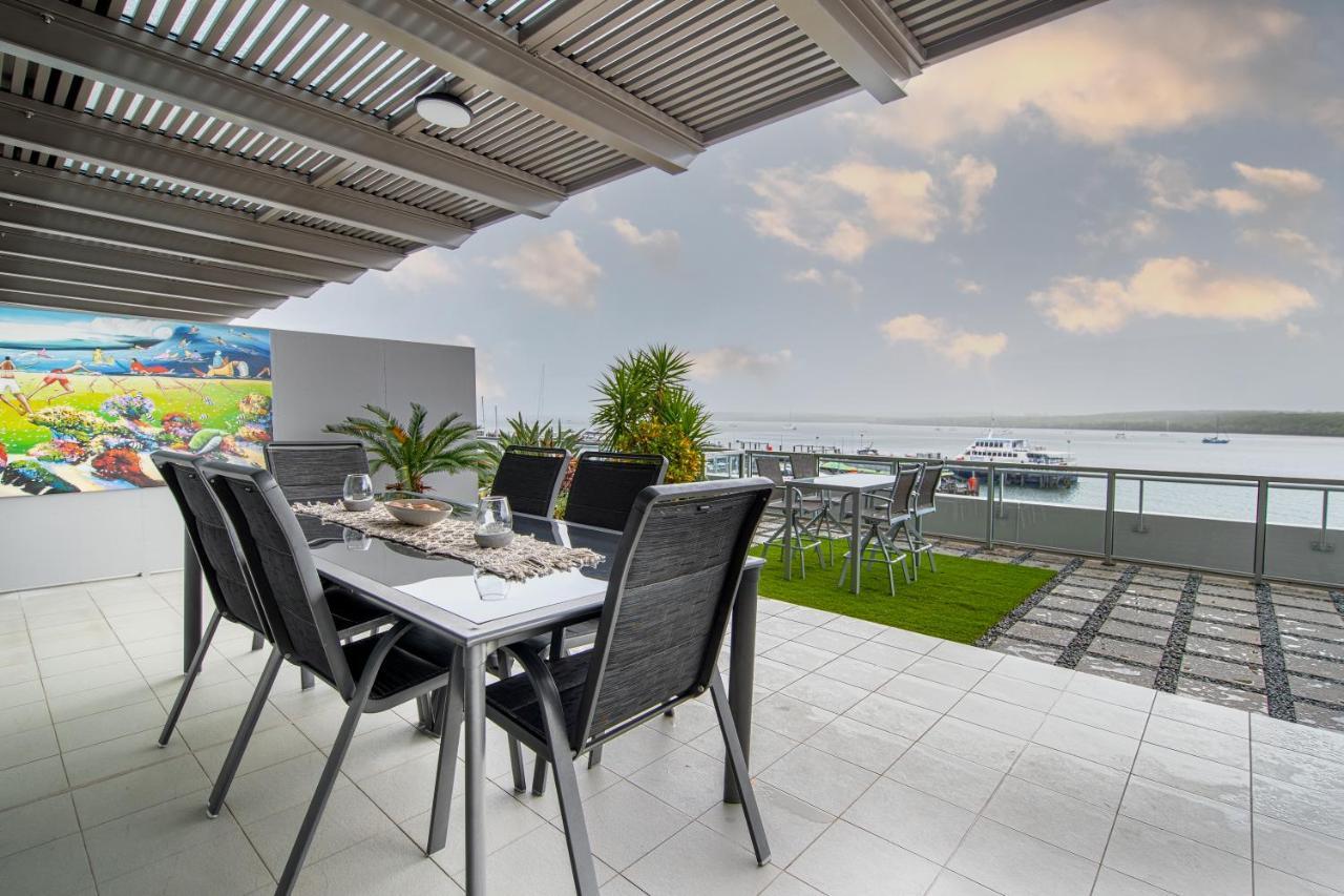 Apartment Waterfront Luxury At Harbourlights Cairns