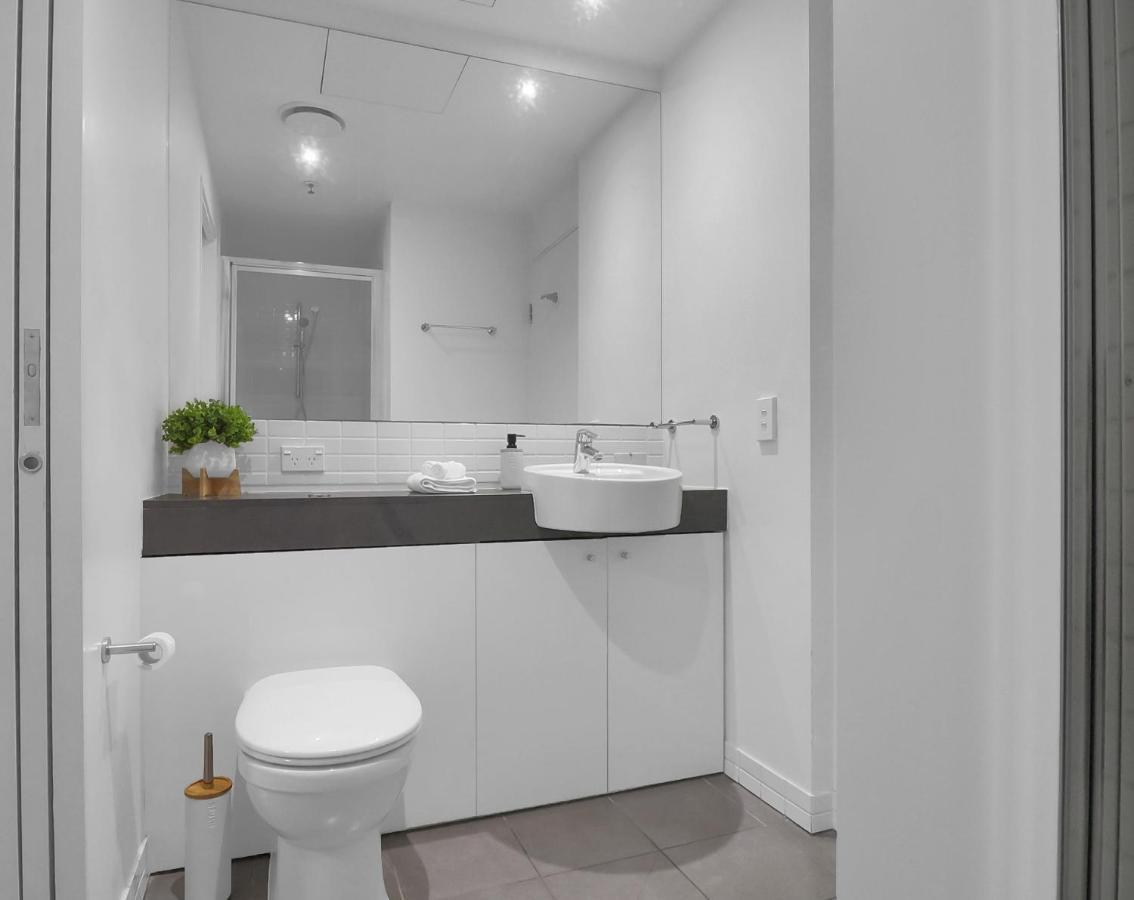 The Reef Pad, Ideally Located With A Stellar View! * Cairns