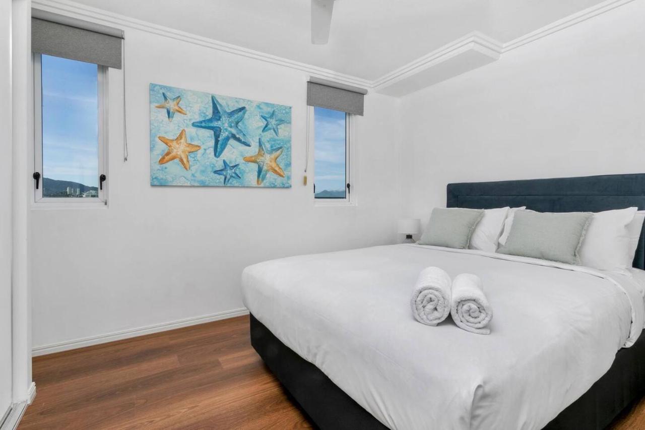 'central Plaza' Adjacent With Rooftop Pool Apartment Cairns