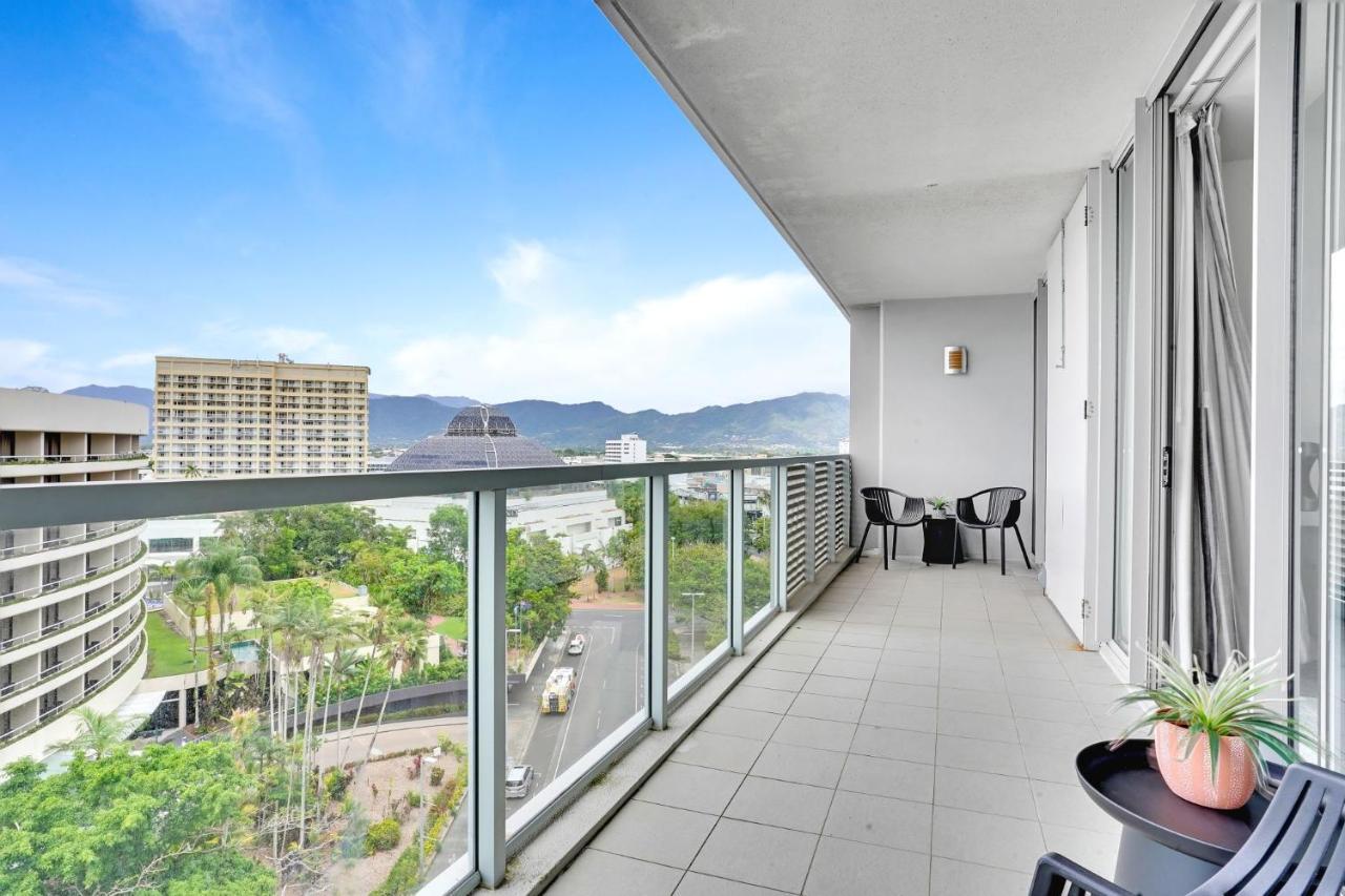 901 Harbour Lights With Ocean Views