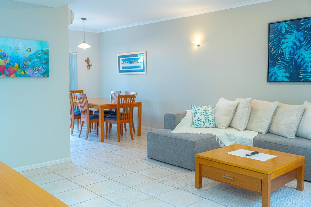 Royale Apartment