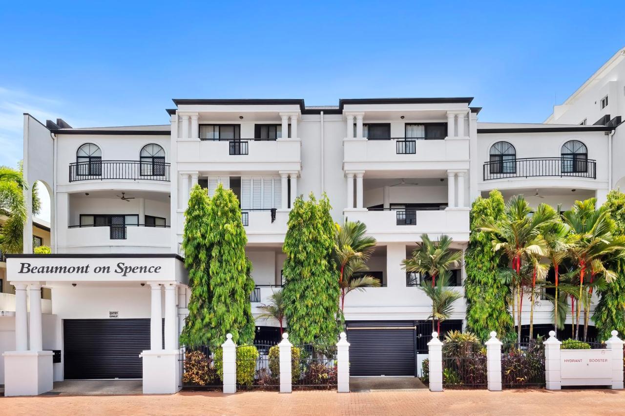 Spacious 3 Bedroom Townhouse In *