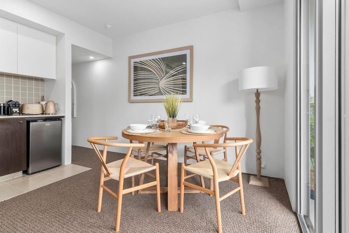 Apartment Lux Retreat - Sauna Pool & Prime Location Cairns