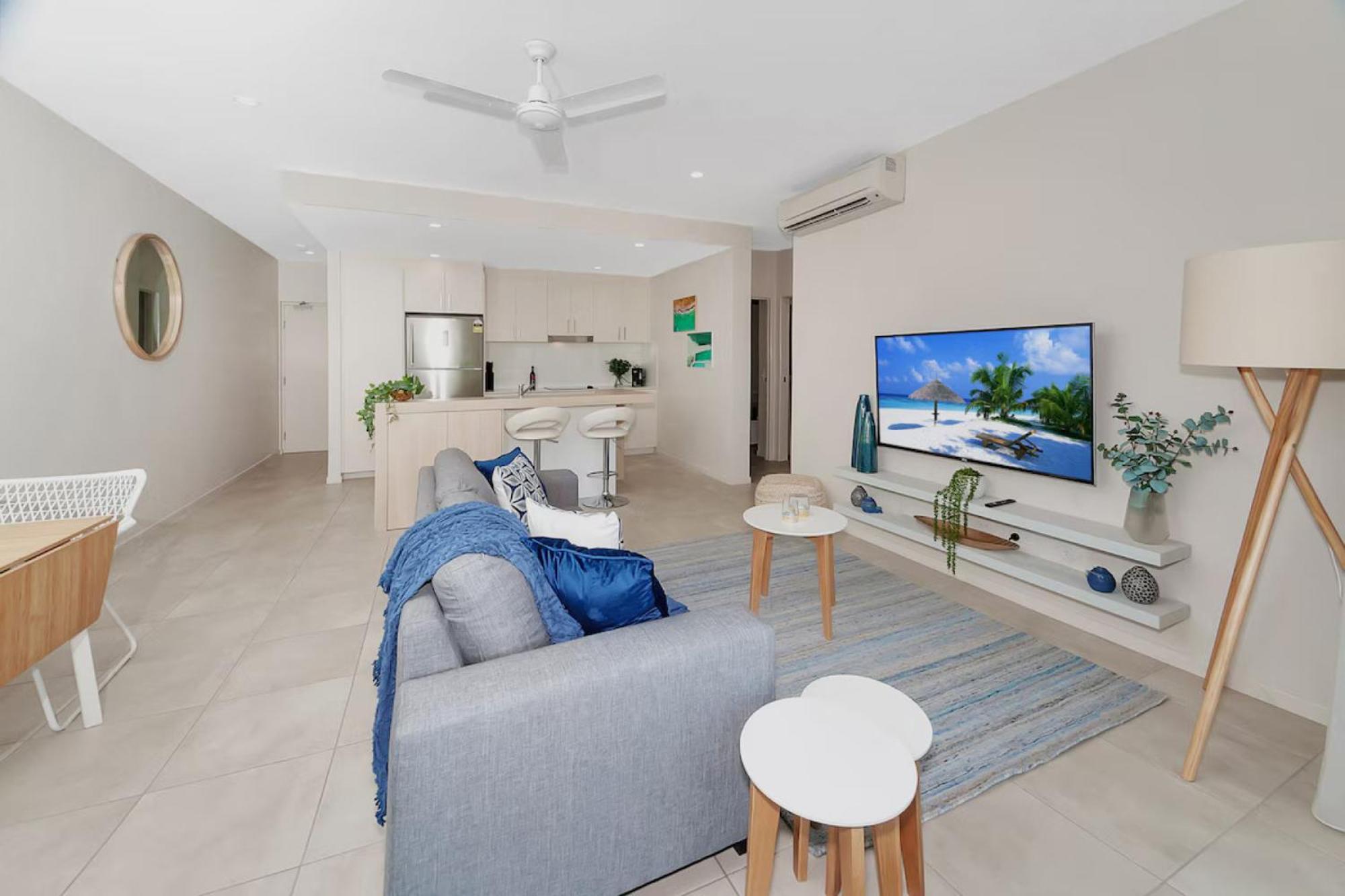 Apartment Coastal 2-bed With Parking & Pool By The Ocean *
