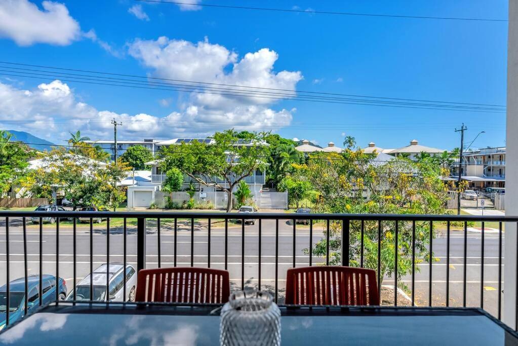 Apartment The Loft - Trendy Coastal Charm With Pool *