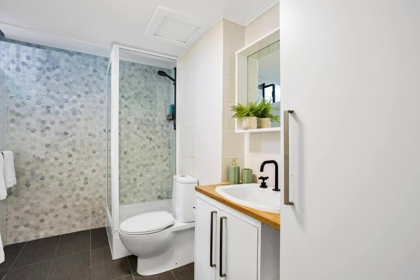 Modern Close To The Centre 21 Apartment *
