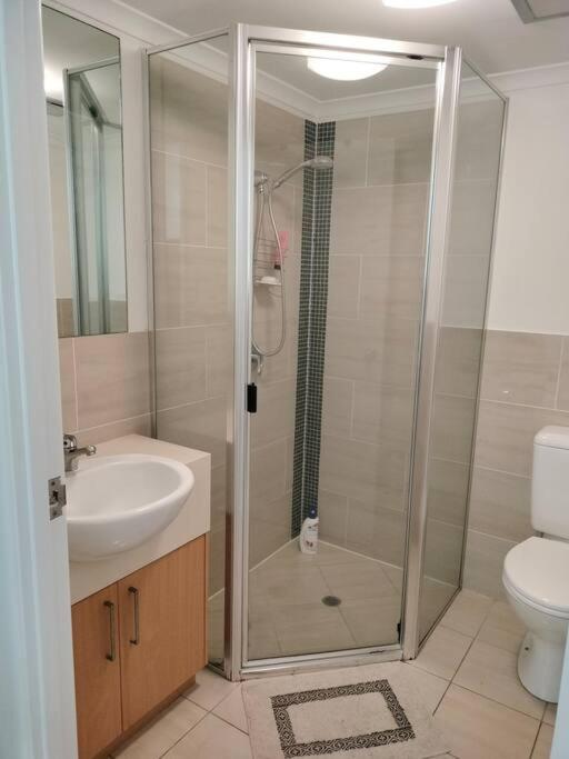 Close To Airport, & Esplanade * Cairns