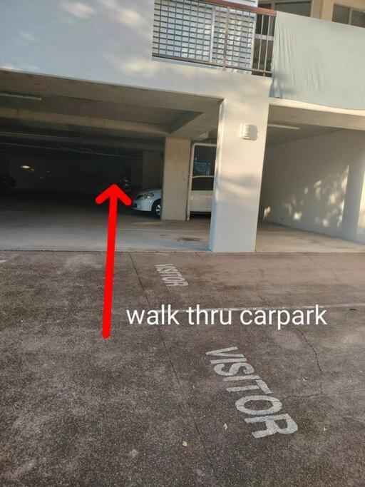 Apartment Close To Airport, & Esplanade