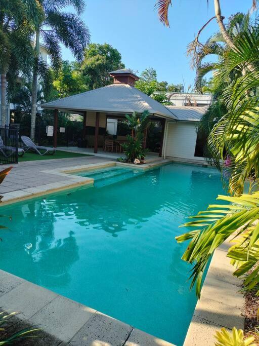 Close To Airport, & Esplanade * Cairns