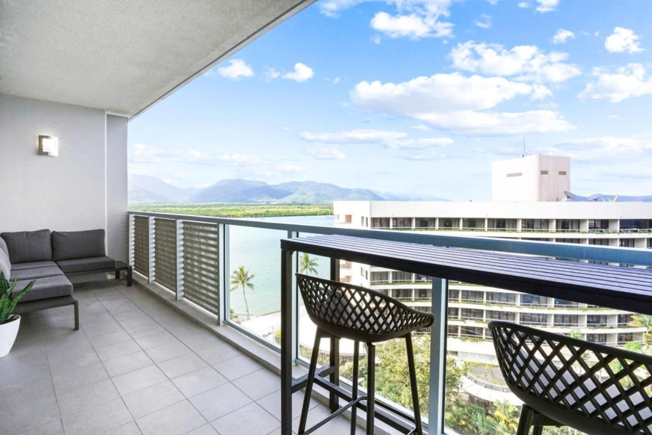 Apartment 1007 Harbour Lights With Ocean Views *