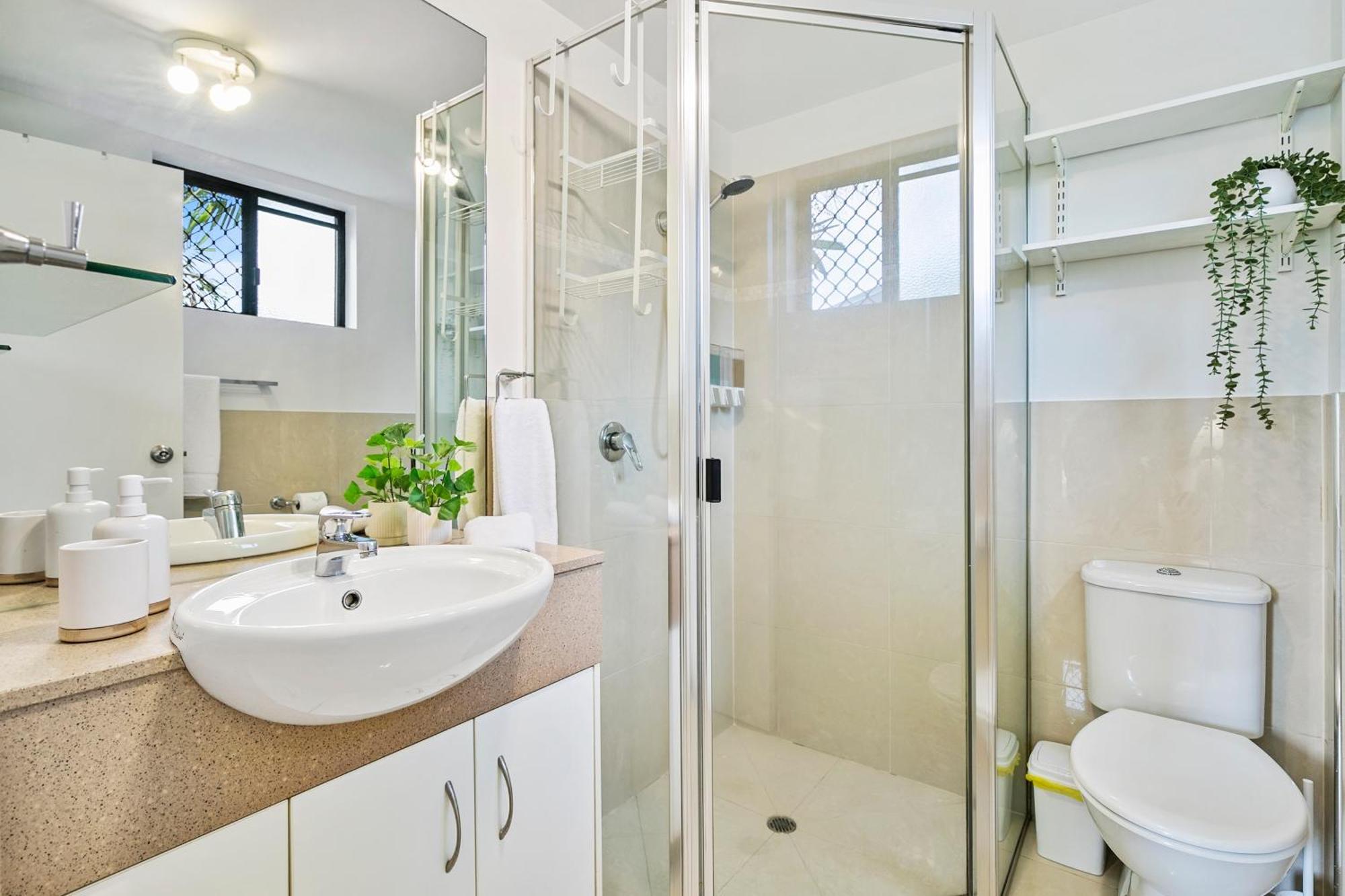 Traveller Jam Close To City, Airport And Esplanade Apartment