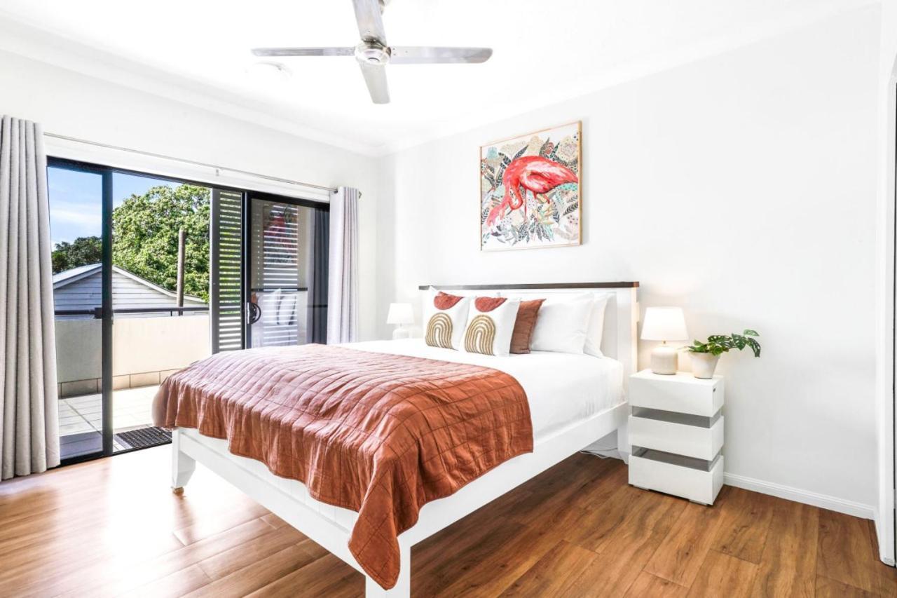 Apartment Accent On Mcleod - Breezy Outdoor Living *