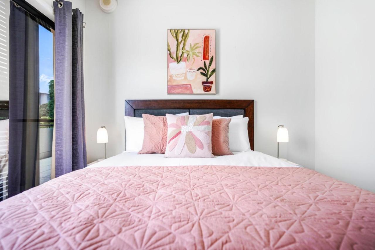 Apartment Accent On Mcleod - Breezy Outdoor Living Cairns