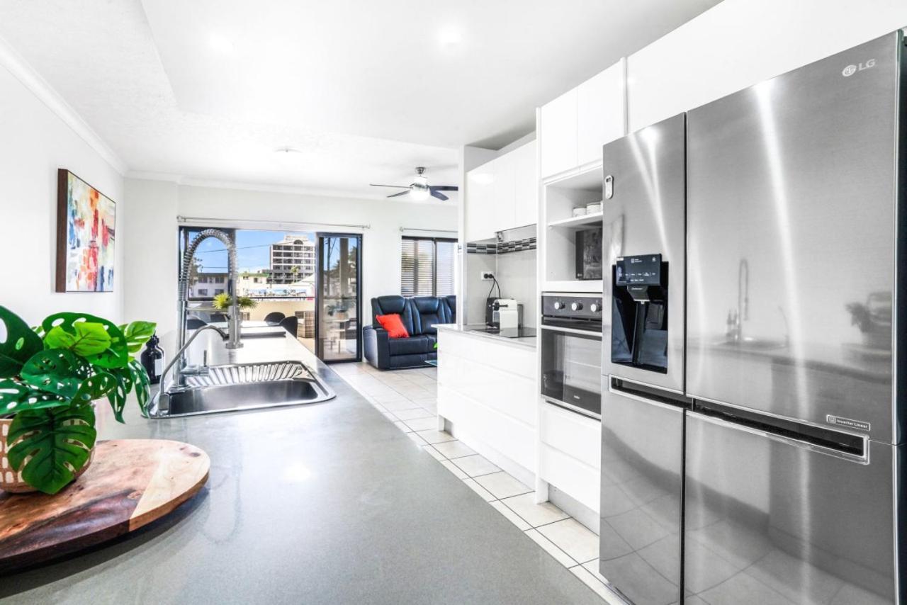 Accent On Mcleod - Breezy Outdoor Living Apartment Cairns