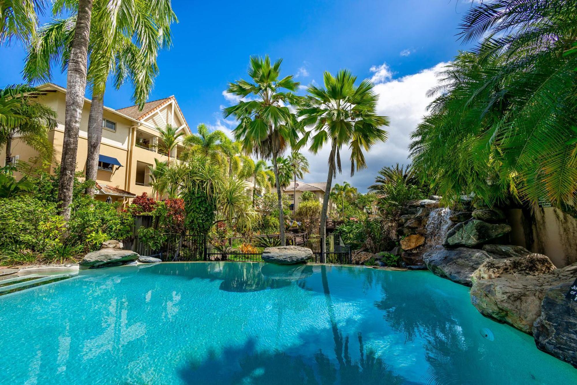 Elevated 2br Modern Furnished Terrace Cairns