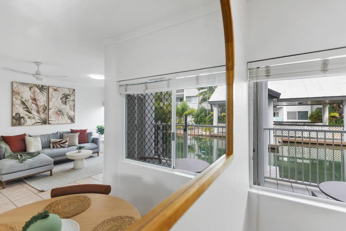 Apartment Tropical Bliss Swim In Swim Out Cairns