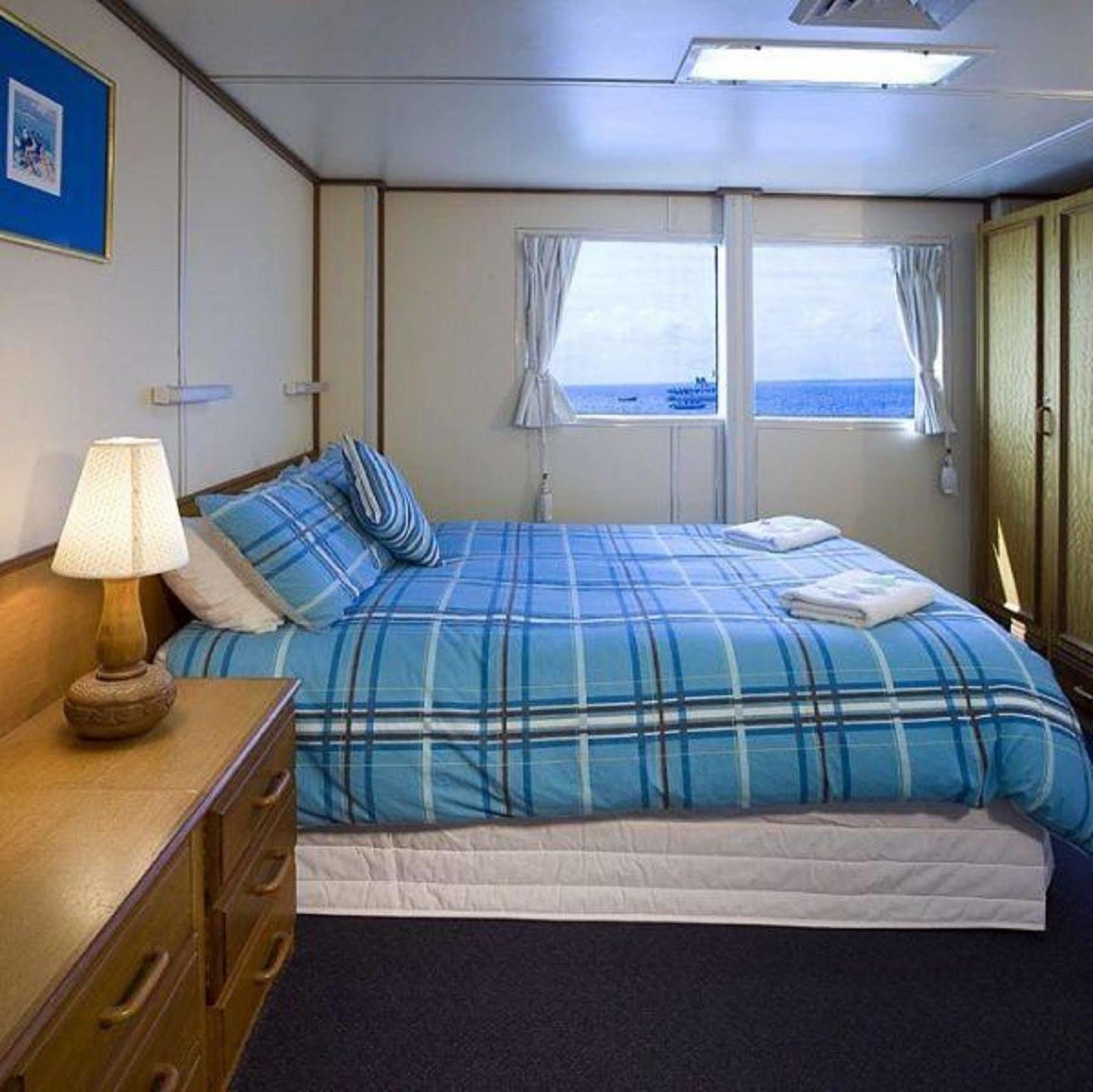 Reef Encounter 4* Cairns