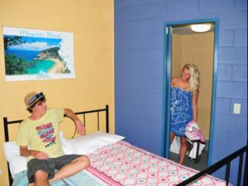 Summer House * Cairns