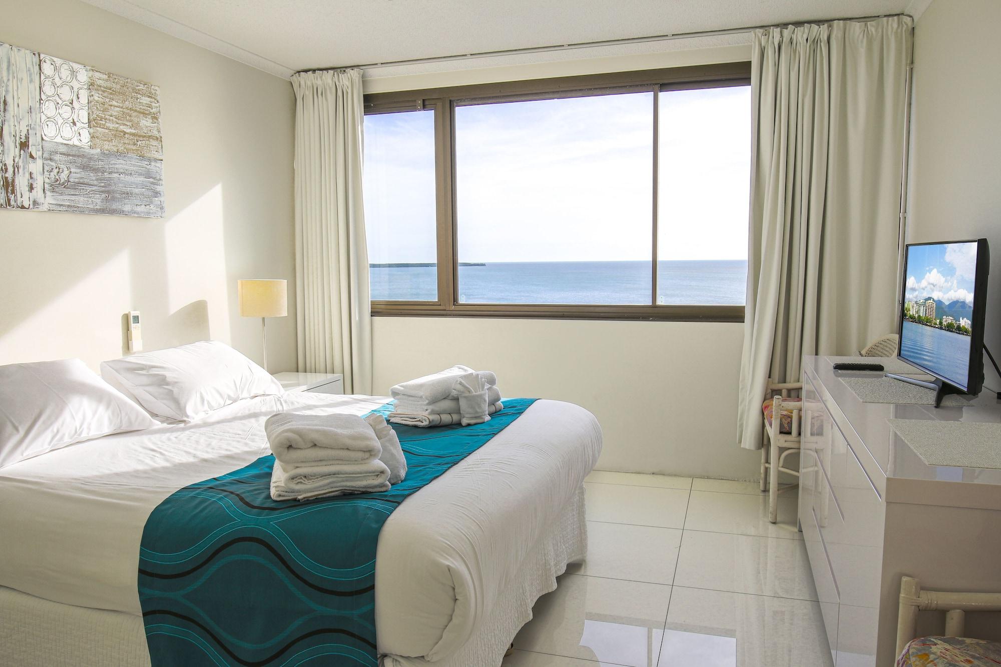 Aquarius Aparthotel 5*