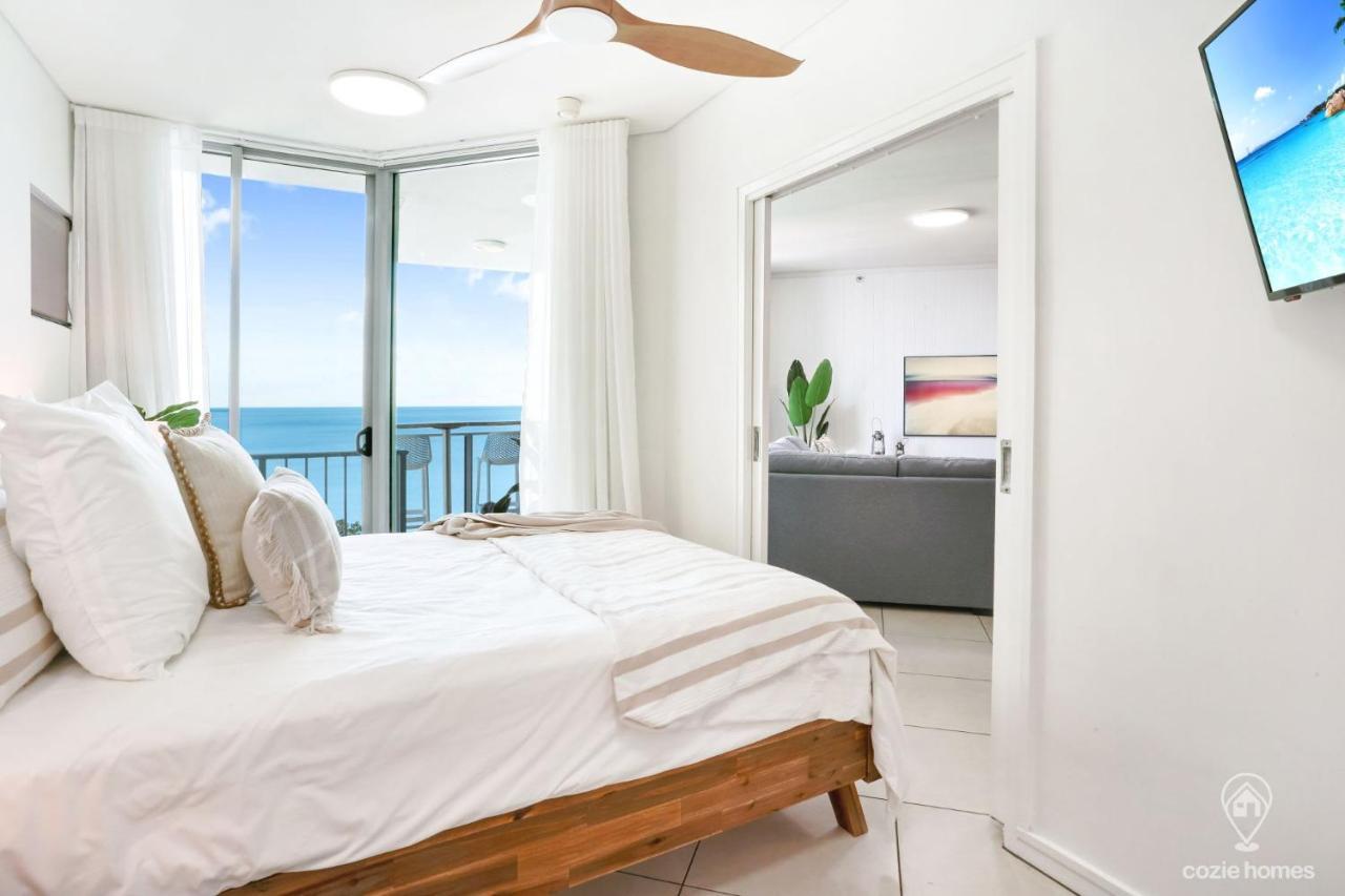 Ocean Views At Mantra Trilogy Apartment