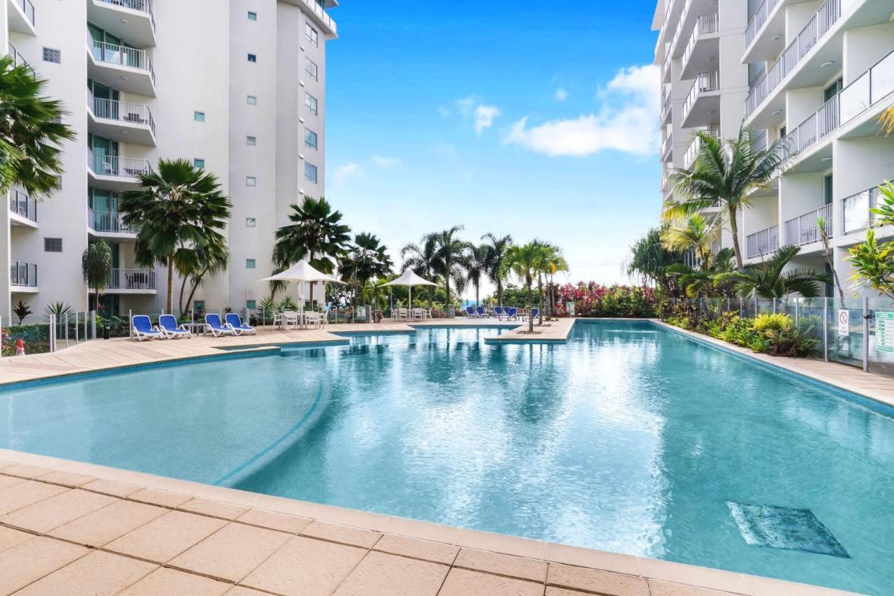 Ocean Views At Mantra Trilogy * Cairns