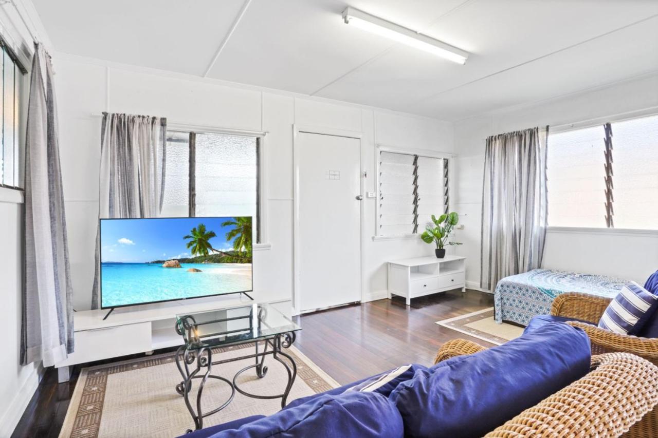 Apartment Grey Whale Anchor U6 Cairns