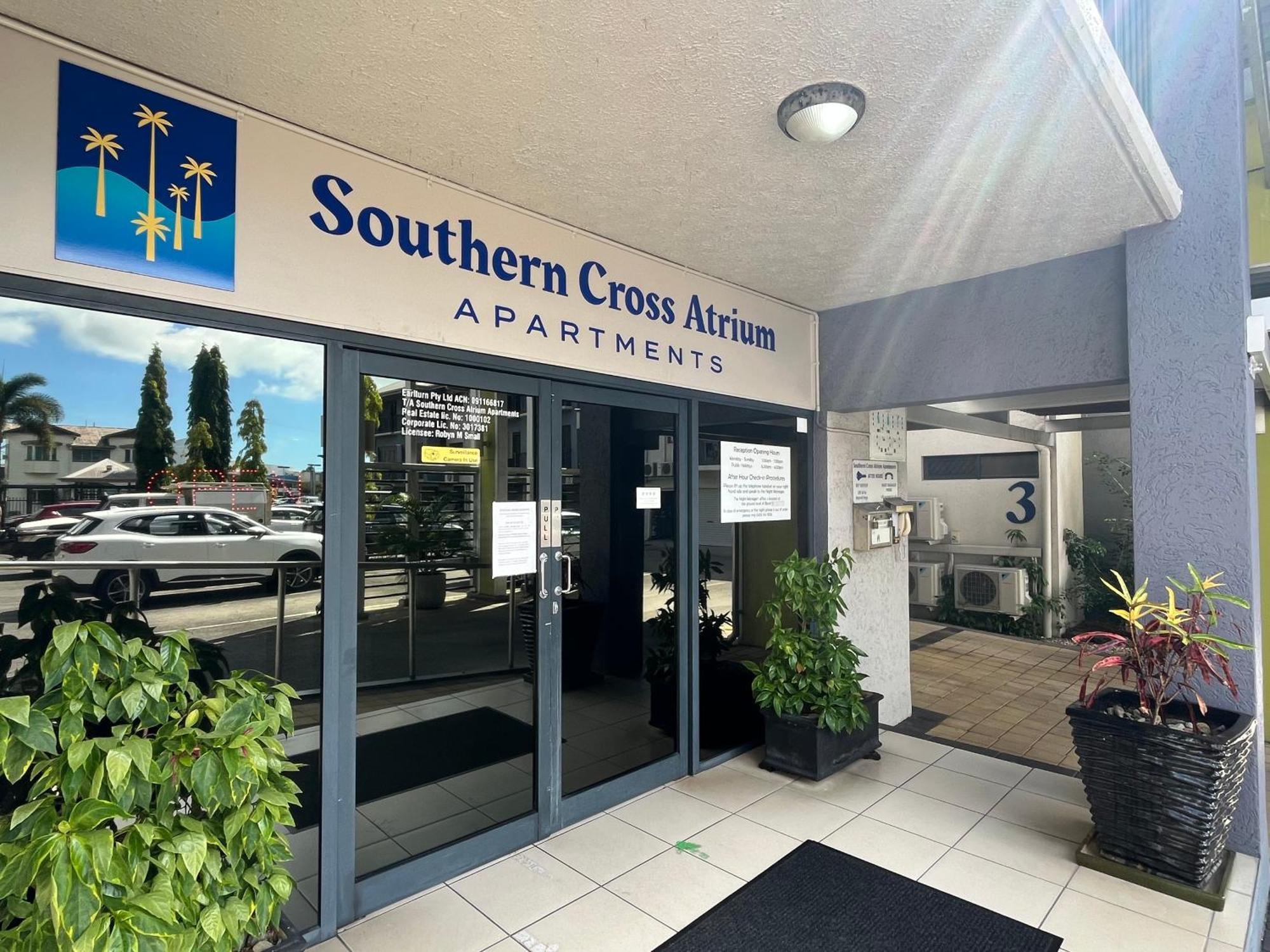 Aparthotel Southern Cross Atrium 4*